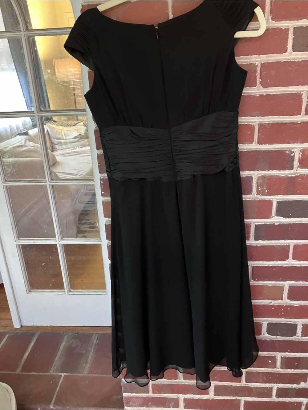 Maggy London Crepe Silk Dress - Picture 5 of 7